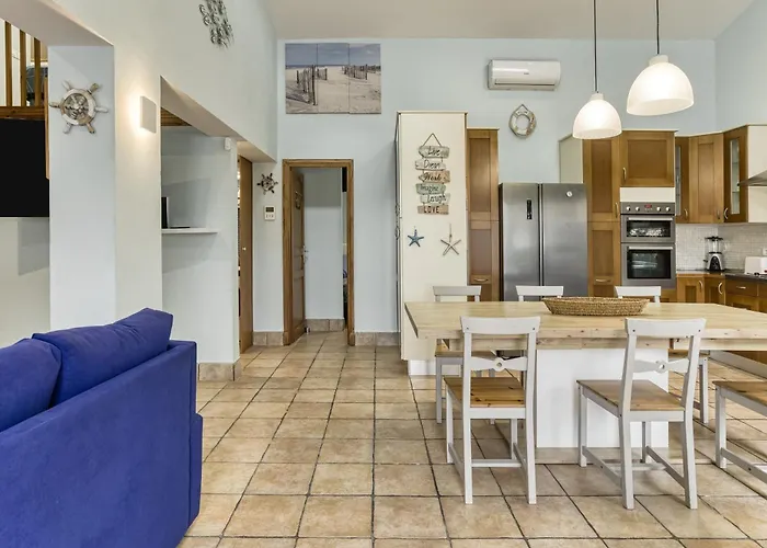 La De Mares Villa Bell-Lloc (Girona)