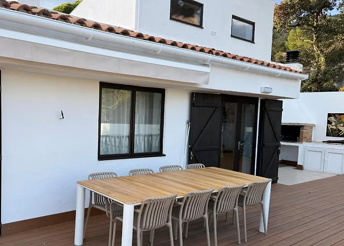 La De Mares Villa
