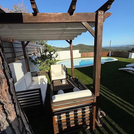 La De Mares Villa