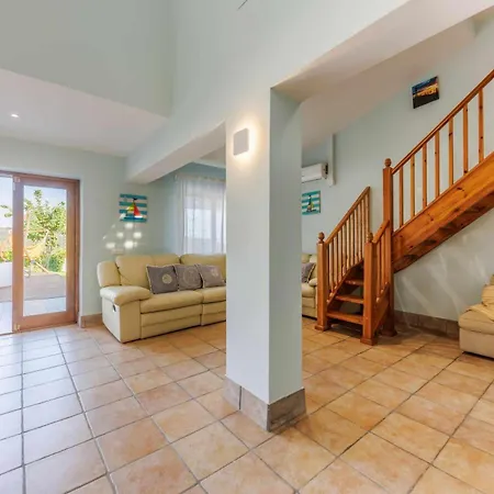 Villa La De Mares Bell-Lloc (Girona)