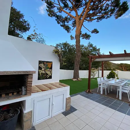 La De Mares Villa