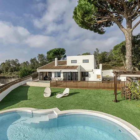 La De Mares Villa